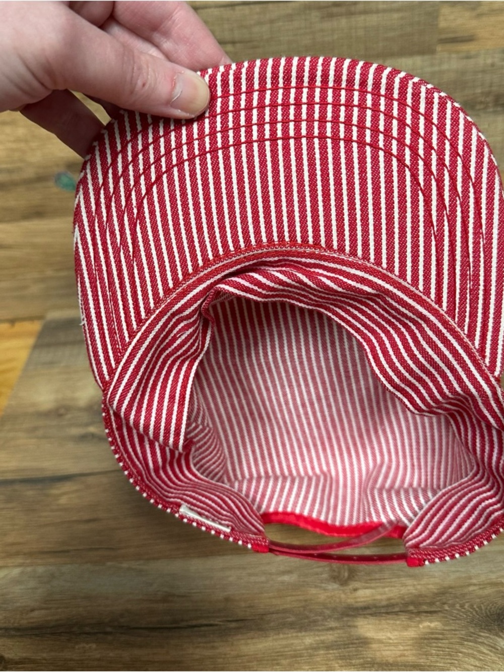 Vtg OshKosh B'Gosh Hat Striped Railroad Conductor Train Snapback Cap Red YOUTH - Picture 2 of 6